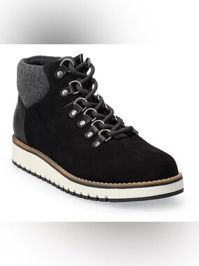 White Mountain Clifton Black Shimmer High Tops. Size 9.5 Very GUC.